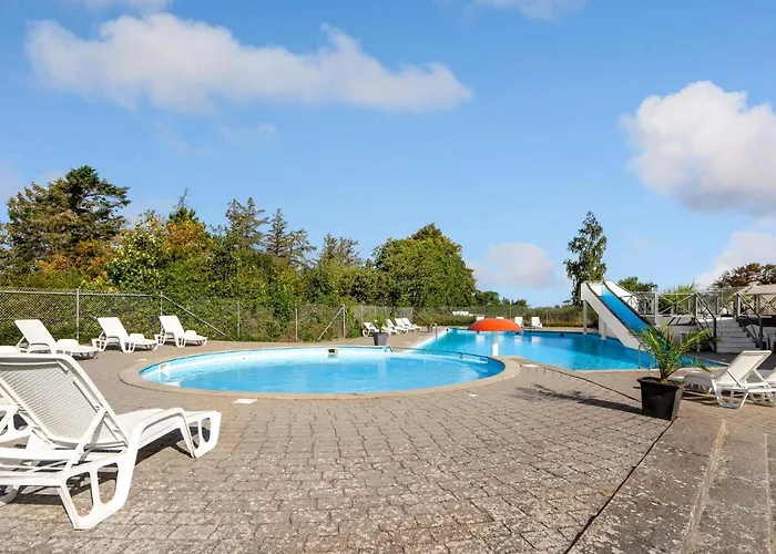 2 Bedroom Awesome In