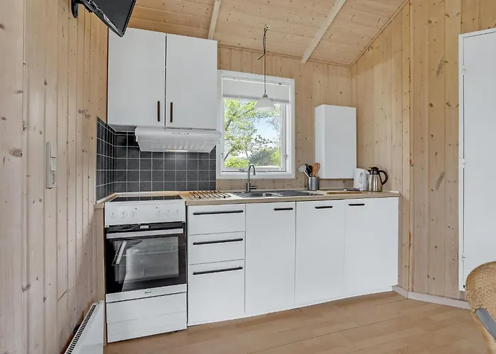 別荘 2 Bedroom Awesome In